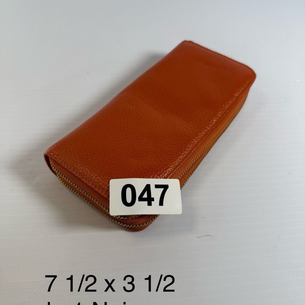 Neiman Marcus Orange Leather Double Zip 12 Card Wallet NWOT - Picture 8 of 8